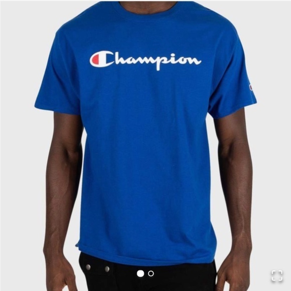🚣 🥑Champion Classic Graphic Tee Royal Blue crewneck small BUDGET